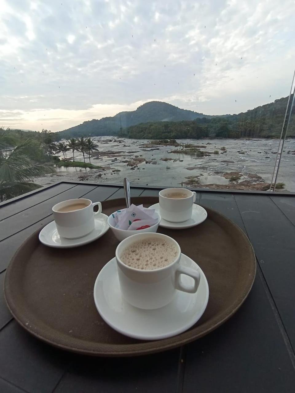 The Anchorage Athirapilly Resort Athirapalli Kültér fotó